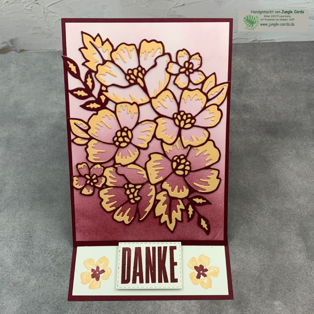 Jahreskatalog, Stampin' UP!, Produktpaket "Blumengruß" aus Papier Aufstellkarte, Danke sagen, Dankekarte basteln in Friedrichsdorf, Ombree-Effekt in Dunkelrot